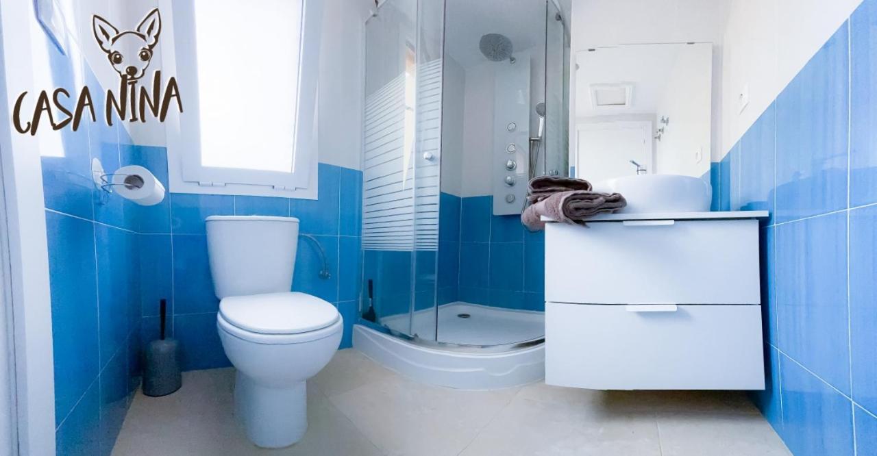B-Rent Los Delfines Casa Nina Коральео Номер фото